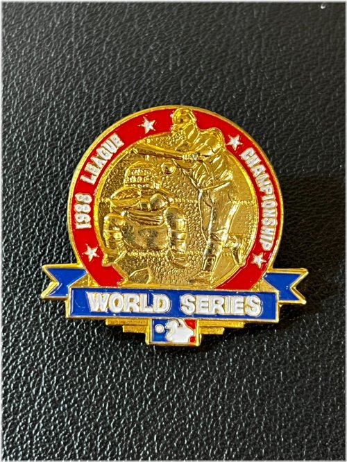 1988 World Series Commemorative Pin