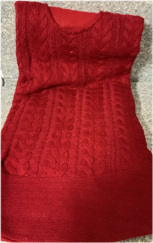 Cozy Cable Knit Tree Skirt