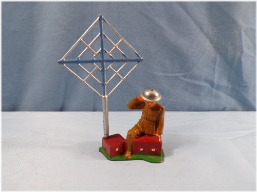 Barclay B147 Metal Toy Soldier - Wireless Operator