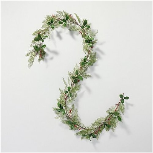 Winterberry Cedar Garland
