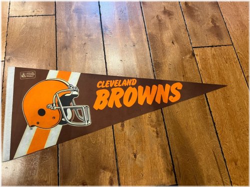 Retro Cleveland Browns Pennant