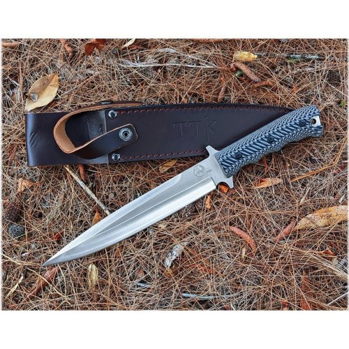 Wilderness Tracker Fixed Blade Knife