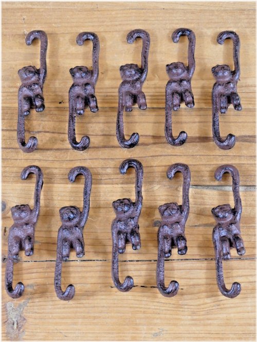 Retro Iron Hanging Hooks Set