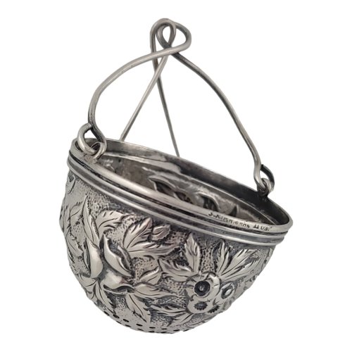 KIRK & SON Repoussé Tea Spout Strainer