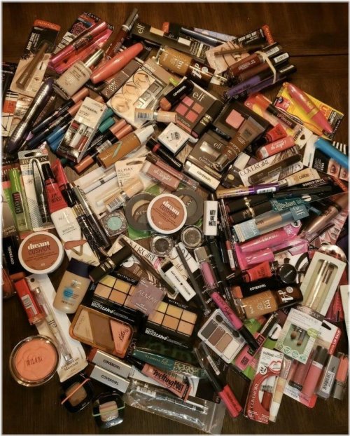 Assorted Cosmetic Collection