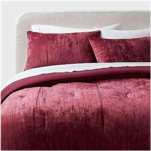 Crimson Velvet Dream Comforter Set