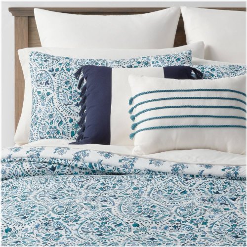 Bancroft Reversible Paisley Print Bedding Set in Blue