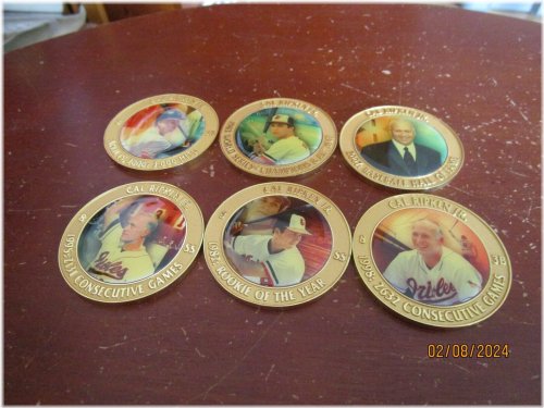 Sunpapers Hall of Fame Medallion Set