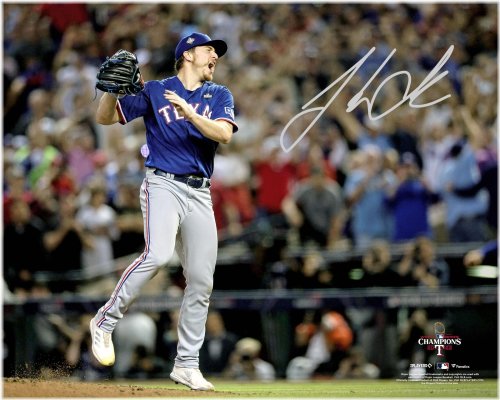 Rangers Pitcher Autographed 16x20 Photo