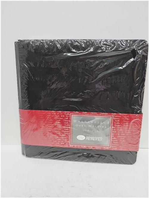 Memories Masterpiece Black Textured Album
