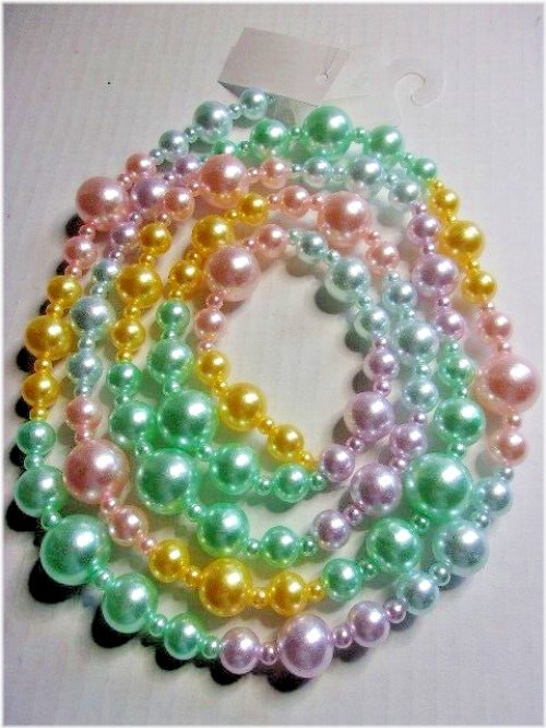 Pastel Beaded Spring Garland