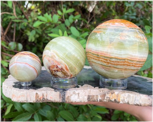 Forest Depths Onyx Spheres