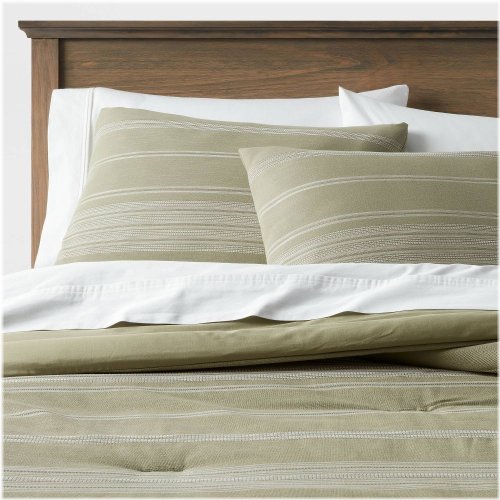 Green Meadows Comforter & Sham Set