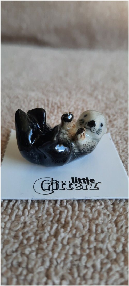 Hammer the Sea Otter Miniature Figurine