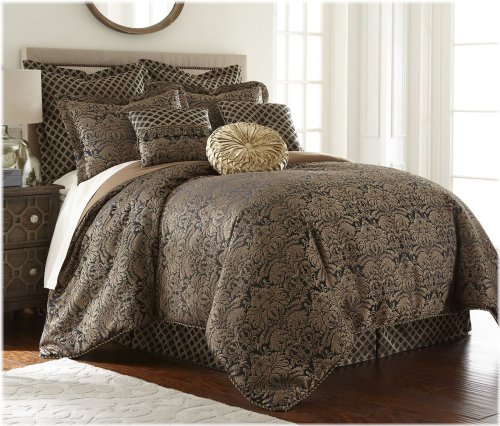 Floral Jacquard Oversized Comforter Set - Black Gold