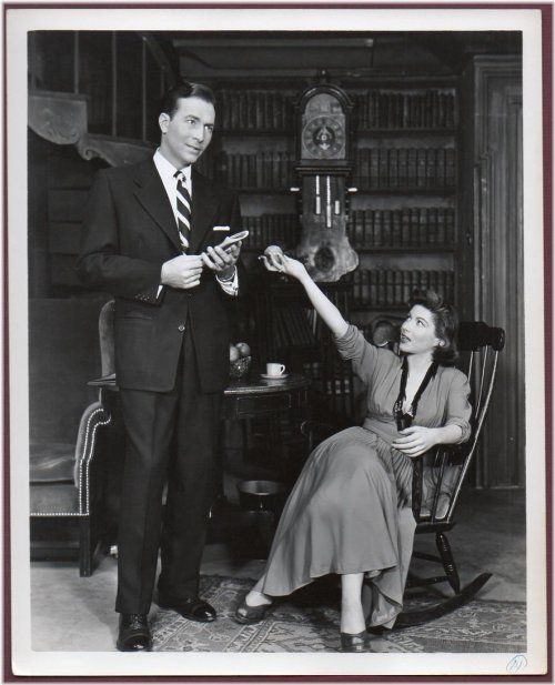 Stage Snapshot: Lee Grant & Jeffrey Lynn in LO & BEHOLD Broadway Play
