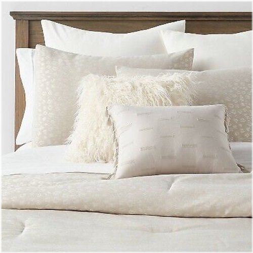 Snow Leopard Jacquard Comforter Set