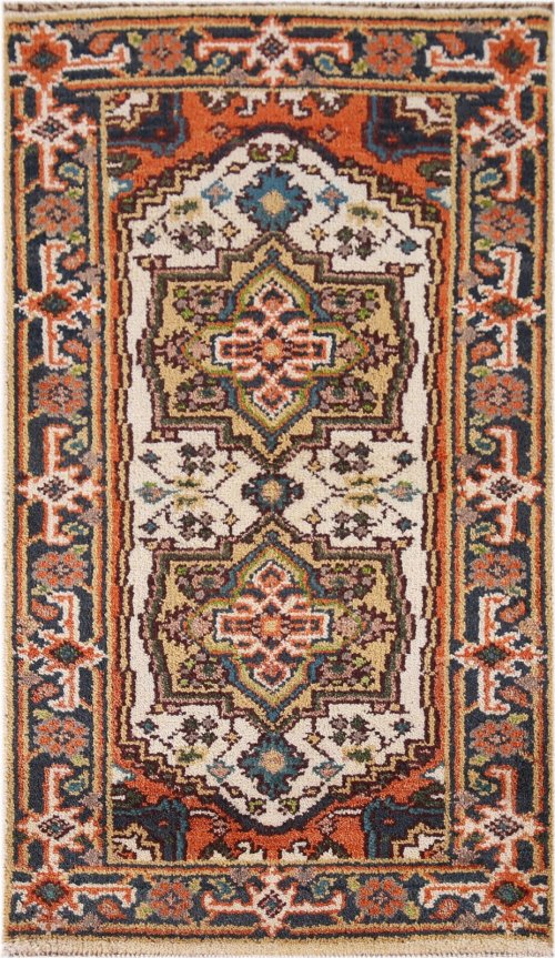 Ivory Serapi Hand-Knotted Wool Rug