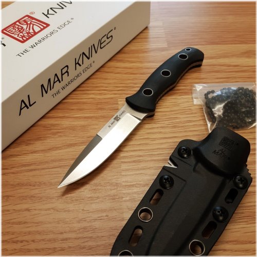 The Stealth Vanguard Fixed Blade Knife