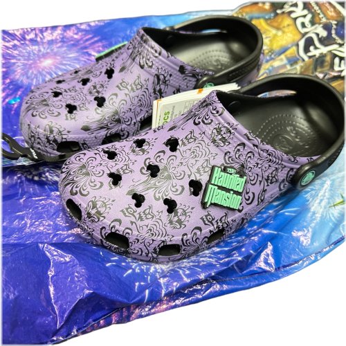 Mansion Wallpaper Crocs