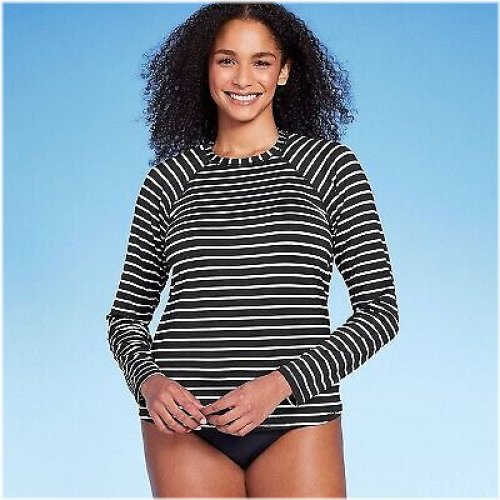 SunSafe Crewneck Rash Guard