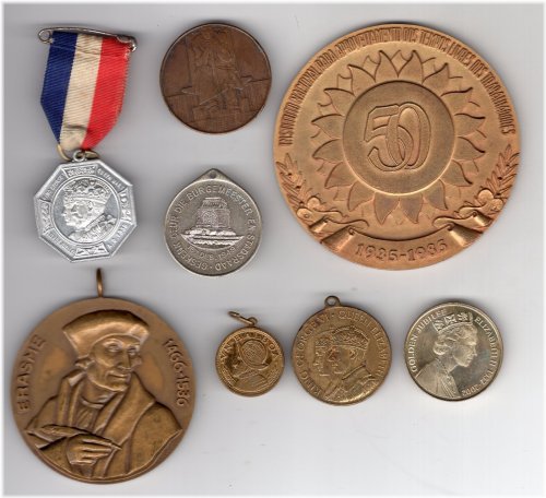 Collectors' Assortment: Lot 109