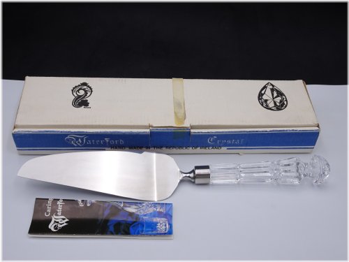 Crystal Edge Cake Server