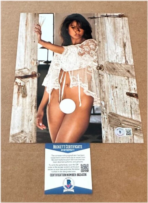 Playboy Model Stacey Dash Autographed 8x10 Photo with Beckett BAS Certification