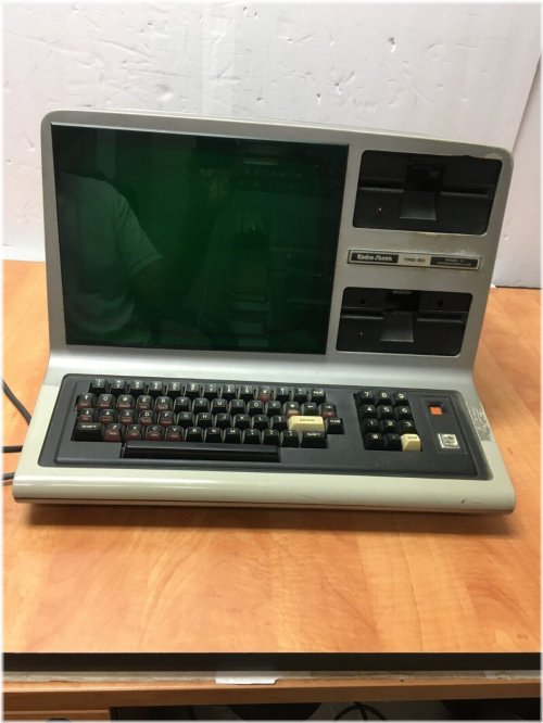 Retro Tech Relic: Radio Shack TRS-80 Model III Microcomputer 26-1061