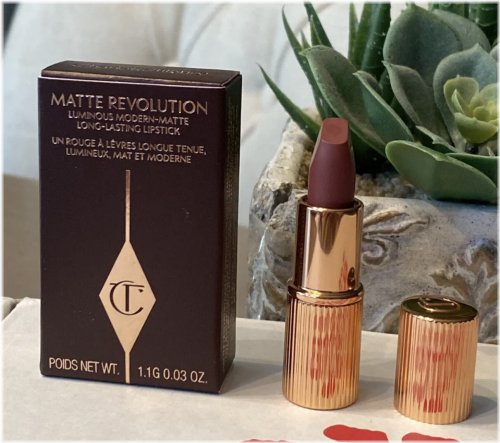 Matte Revolution Pillow Talk 2 Medium NIB Travel Size