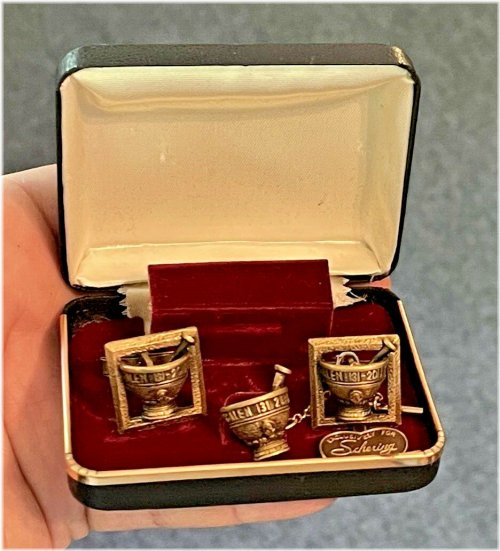 Pharmacist Heritage Cufflinks