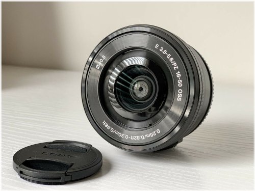 Sony Alpha Zoom Lens