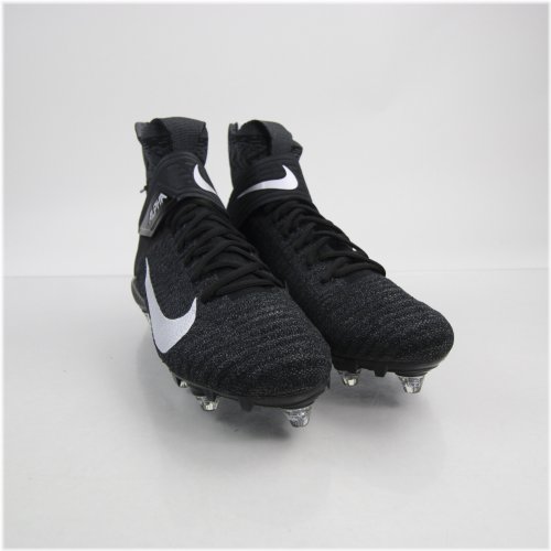 Stealth Strike Cleats
