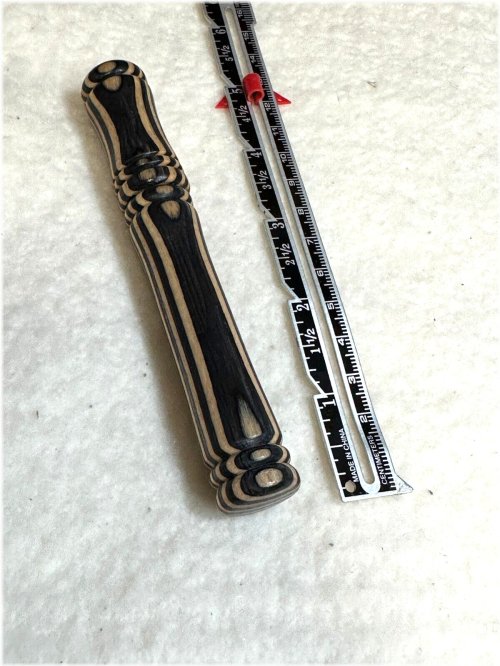 Barnwood Needle Keeper