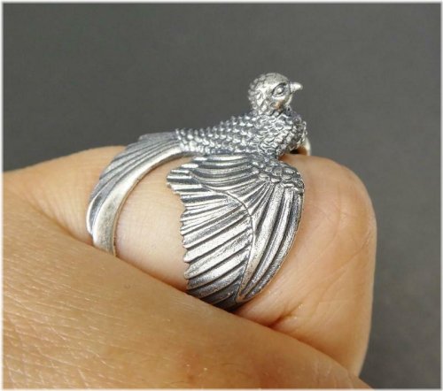 Swallow Wing Wrap Ring